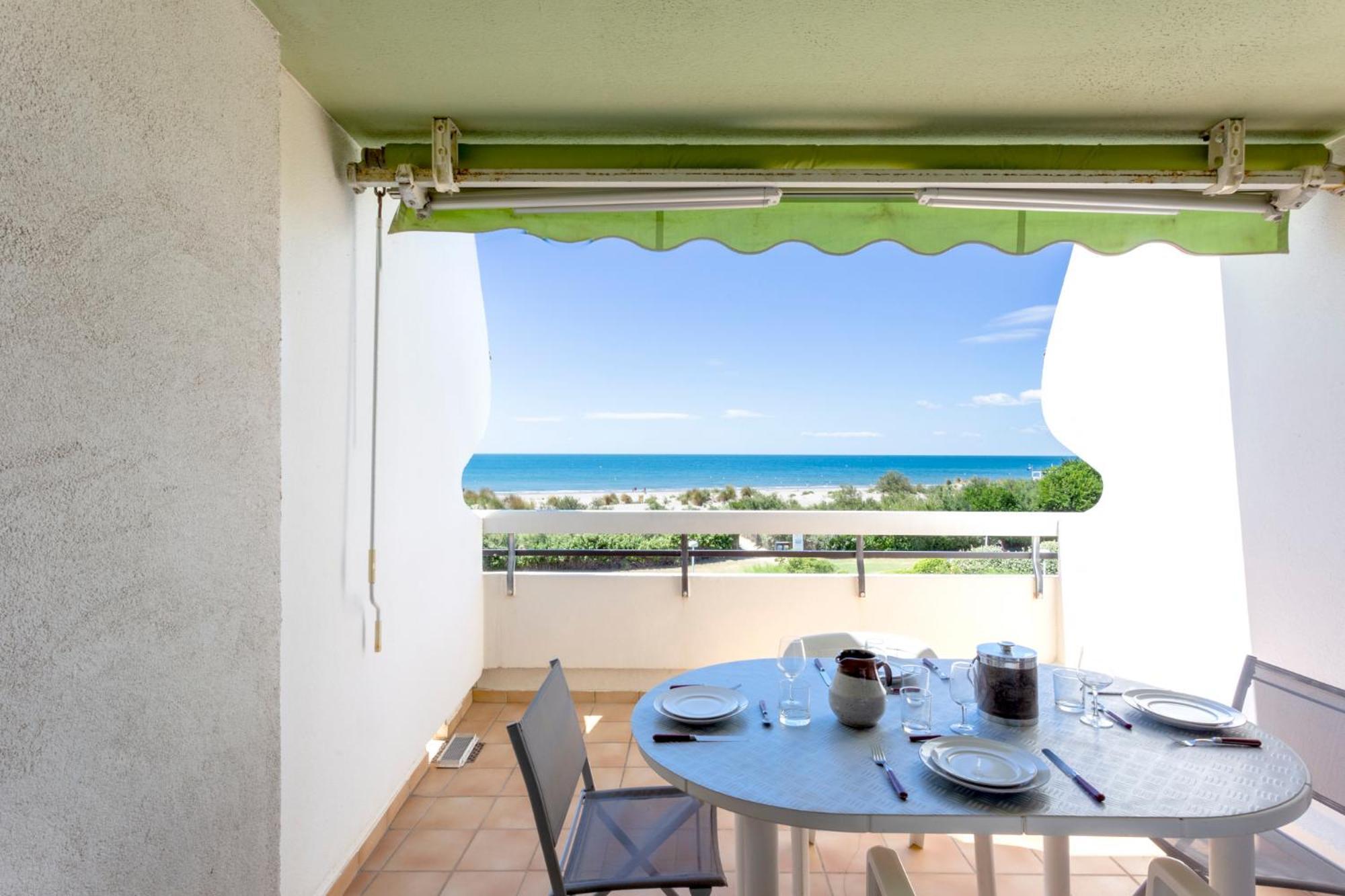 Chez Fabienne - Superbe Appartement Avec Vue Sur La Mer Et Parking La Grande Motte Exteriör bild
